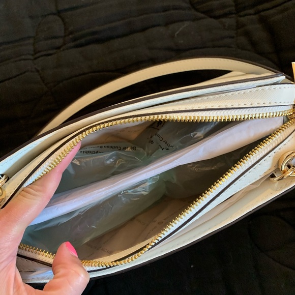 🌸 Michael Kors Purse - Picture 3 of 6